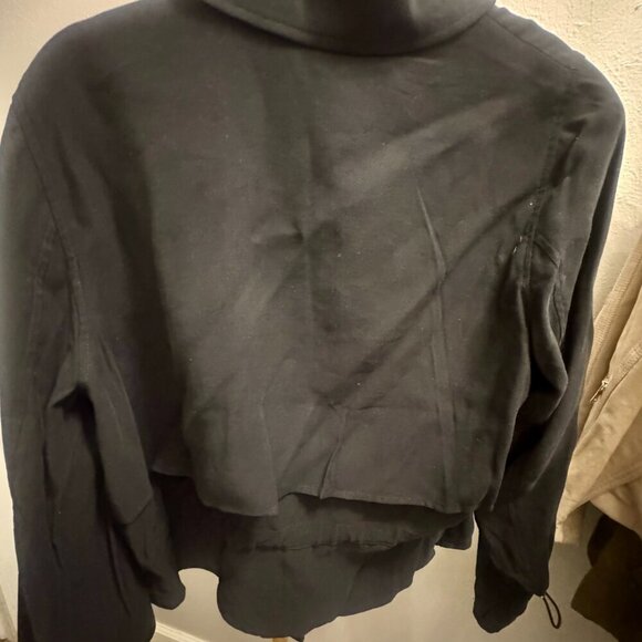 🖤 Express Super Soft Drawstring Utility Jacket | L | NWT 🖤 - Picture 4 of 8